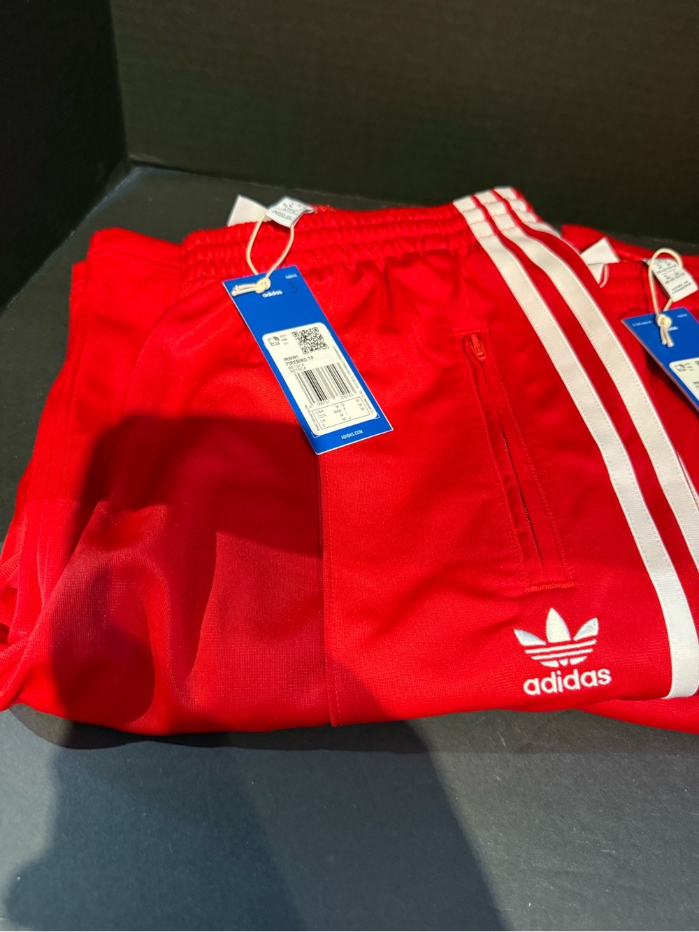 Adidas women’s Red Track Pants with White Stripes size medium - Picture 4 of 4